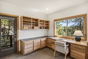 61015 River Bluff Trail, Bend, OR 97702 - Photo 39