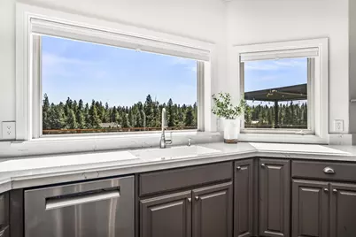 61015 River Bluff Trail, Bend, OR 97702 - Photo 25