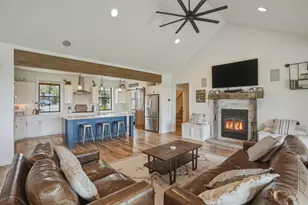 19250 Innes Market Rd, Bend, OR 97703 - Photo 15