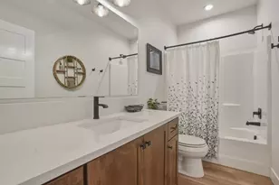 19250 Innes Market Rd, Bend, OR 97703 - Photo 17
