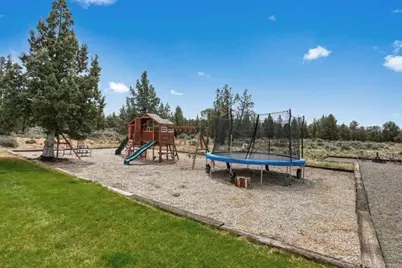 19250 Innes Market Road, Bend, OR 97703 - Photo 23