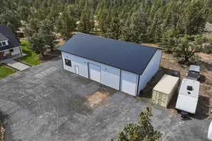 19250 Innes Market Rd, Bend, OR 97703 - Photo 27