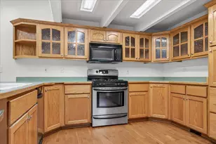 1635 NE Beacon Dr, Grants Pass, OR 97526 - Photo 19