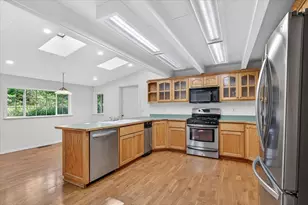 1635 NE Beacon Dr, Grants Pass, OR 97526 - Photo 17