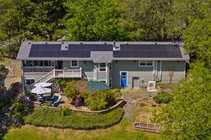 151 Hornet Ln, Grants Pass, OR 97527 - Photo 1