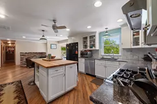 151 Hornet Ln, Grants Pass, OR 97527 - Photo 9