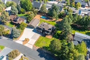 63276 Eastview Dr, Bend, OR 97701 - Photo 47