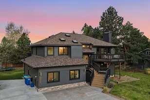 63276 Eastview Dr, Bend, OR 97701 - Photo 3