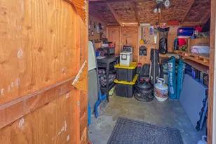 537 Thompson Creek Rd, Jacksonville, OR 97530 - Photo 27