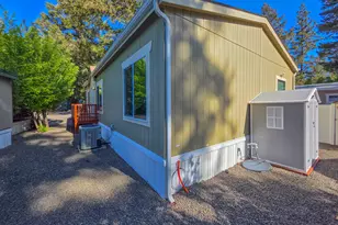 537 Thompson Creek Rd, Jacksonville, OR 97530 - Photo 29