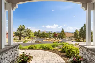 2265 Crossbill Ct, Redmond, OR 97756 - Photo 3