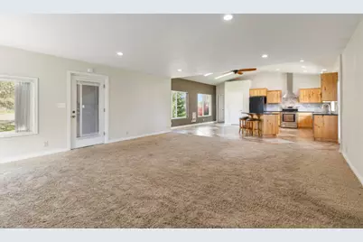 2761 Minna Street, Bonanza, OR 97623 - Photo 5