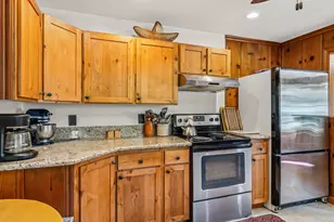 27562 Redwood Hwy, Cave Junction, OR 97523 - Photo 17