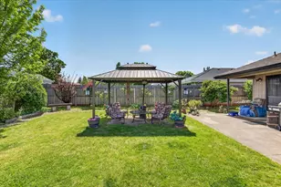 3090 Cheltenham Wy, Medford, OR 97504 - Photo 25