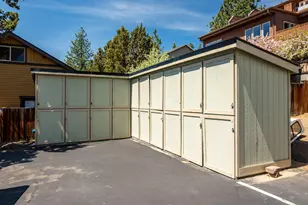 1010 NW Roanoke Ave, Bend, OR 97703 - Photo 25