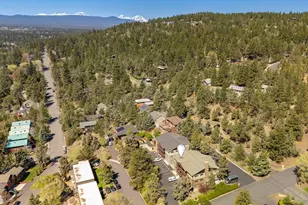 1010 NW Roanoke Ave, Bend, OR 97703 - Photo 33