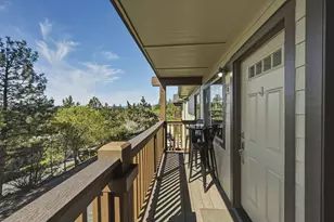 1010 NW Roanoke Ave, Bend, OR 97703 - Photo 3