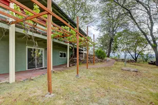 1015 Palima Dr, Eagle Point, OR 97524 - Photo 57