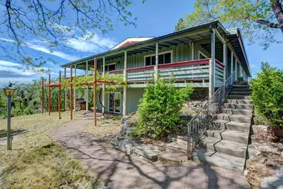 1015 Palima Drive, Eagle Point, OR 97524 - Photo 3