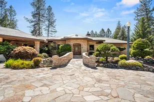 727 Earhart Rd, Rogue River, OR 97537 - Photo 17