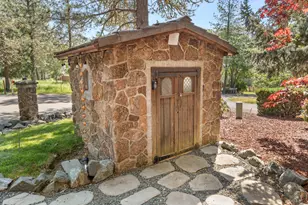 727 Earhart Rd, Rogue River, OR 97537 - Photo 19