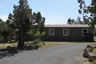 20985 Limestone Ave, Bend, OR 97703 - Photo 11