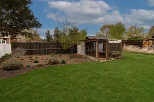 2207 SW 22nd St, Redmond, OR 97756 - Photo 31