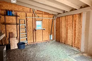 2207 SW 22nd St, Redmond, OR 97756 - Photo 37