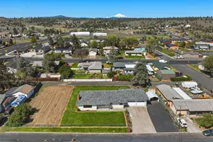 720 SW 1st St, Madras, OR 97741 - Photo 65