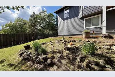 381 Pinetop Terrace, Shady Cove, OR 97539 - Photo 47