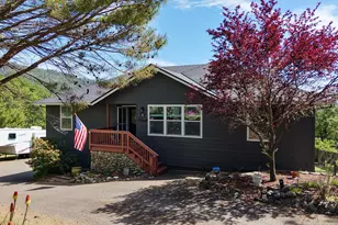 381 Pinetop Terrace, Shady Cove, OR 97539 - Photo 1