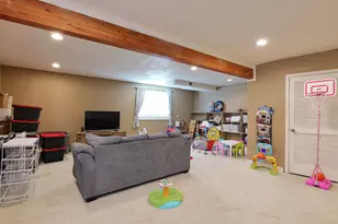 381 Pinetop Terrace, Shady Cove, OR 97539 - Photo 33
