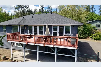 381 Pinetop Terrace, Shady Cove, OR 97539 - Photo 39
