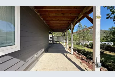 381 Pinetop Terrace, Shady Cove, OR 97539 - Photo 45