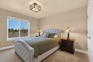 66355 Barr Rd, Bend, OR 97703 - Photo 33