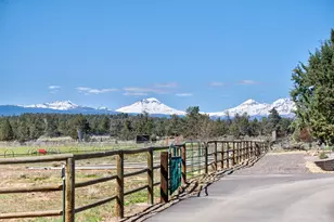 66355 Barr Rd, Bend, OR 97703 - Photo 51