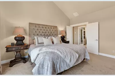 66355 Barr Road, Bend, OR 97703 - Photo 21