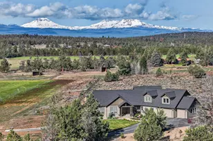 66355 Barr Rd, Bend, OR 97703 - Photo 3