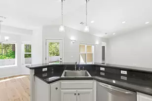 2737 SW Trinity Way, Grants Pass, OR 97527 - Photo 11