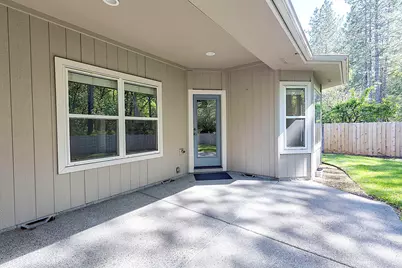 2737 SW Trinity Way, Grants Pass, OR 97527 - Photo 29