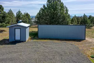 15715 SW Salmon Rd, Terrebonne, OR 97760 - Photo 39