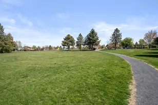 2910 NE Jackdaw Dr, Bend, OR 97701 - Photo 41