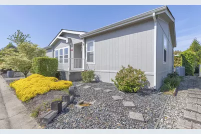 110 Red Oak Lane, Grants Pass, OR 97527 - Photo 3