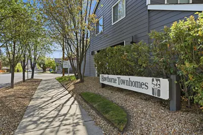 111 NW Hawthorne Avenue #APT 2, Bend, OR 97703 - Photo 1