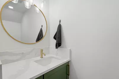 111 NW Hawthorne Avenue #APT 2, Bend, OR 97703 - Photo 11