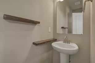 20724 Sierra Dr, Bend, OR 97701 - Photo 31