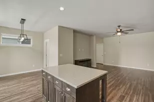 20724 Sierra Dr, Bend, OR 97701 - Photo 13