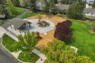 20724 Sierra Dr, Bend, OR 97701 - Photo 53