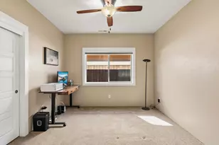 983 Pumpkin Ridge Dr, Eagle Point, OR 97524 - Photo 17