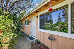 2824 Alameda St, Medford, OR 97504 - Photo 5